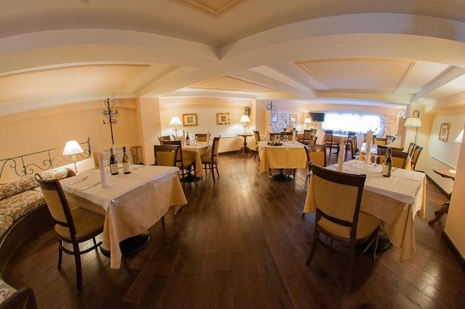 Hotel Garni Posta Pescasseroli Exteriör bild