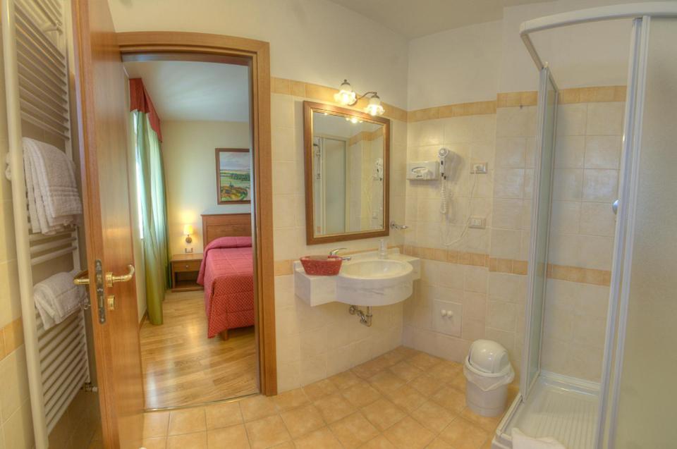 Hotel Garni Posta Pescasseroli Rum bild